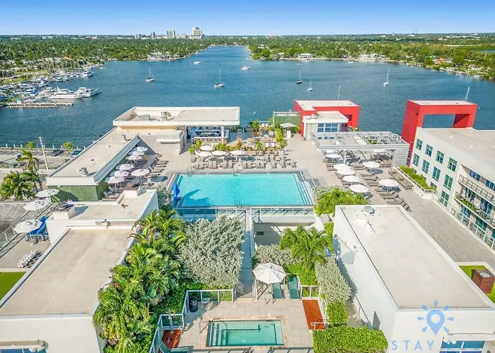 Best Stay - Rooftop Pool & Hot Tub - Hollywood Beach